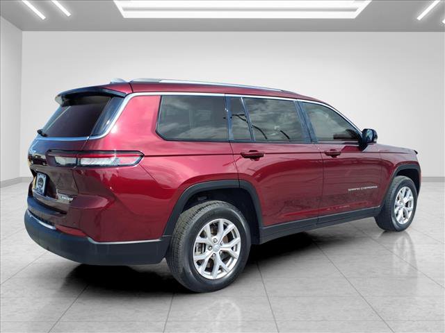 Used 2022 Jeep Grand Cherokee L Limited w/ Luxury Tech Group II AWD/4WD image 11