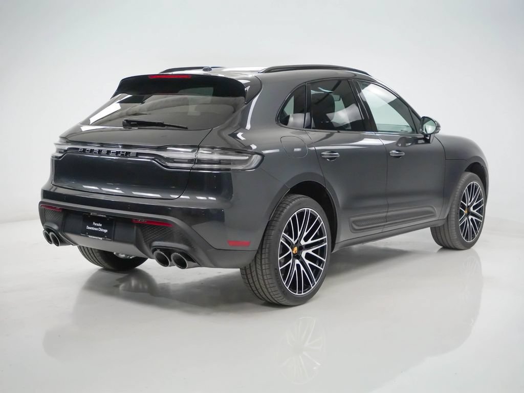 Certified 2026 Porsche Macan AWD/4WD image 10