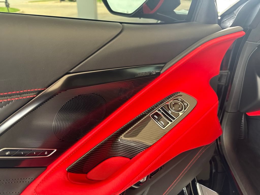 Used 2025 Chevrolet Corvette Z06 w/ Stealth Interior Trim Package RWD image 16