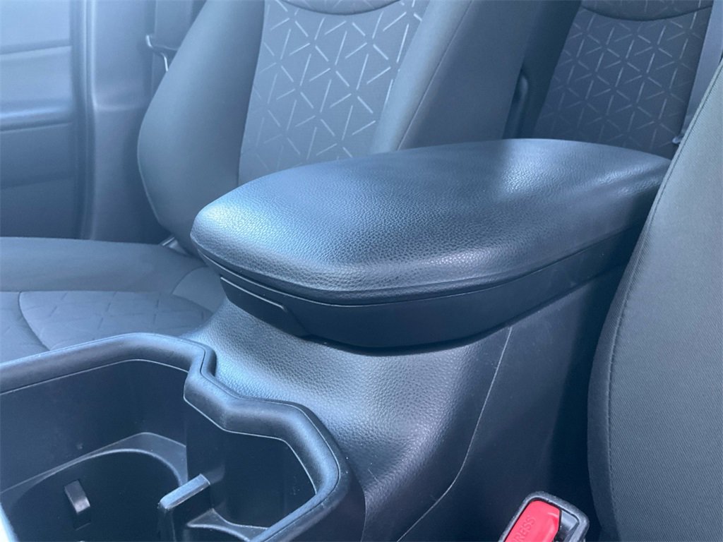 Used 2023 Toyota RAV4 XLE image 11