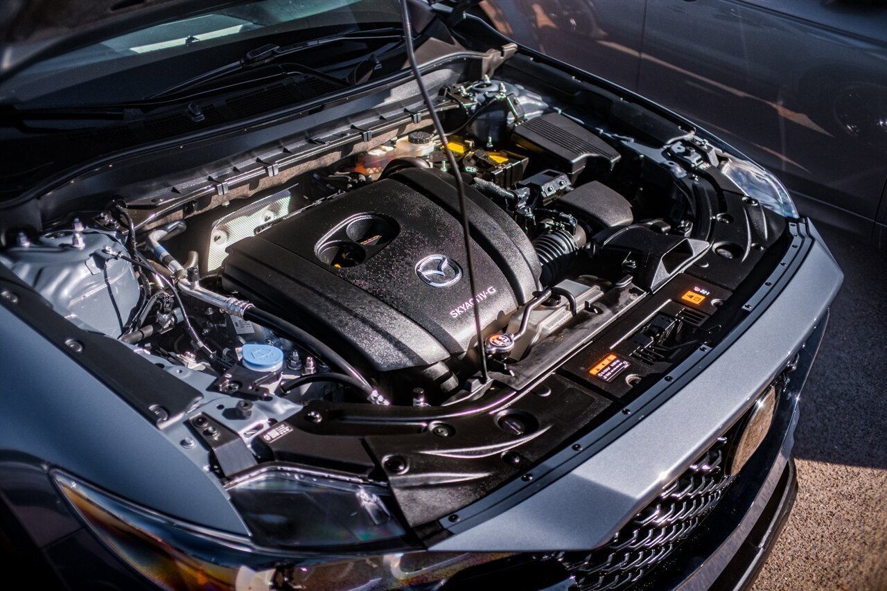 Used 2023 MAZDA CX-5 Carbon Edition image 46