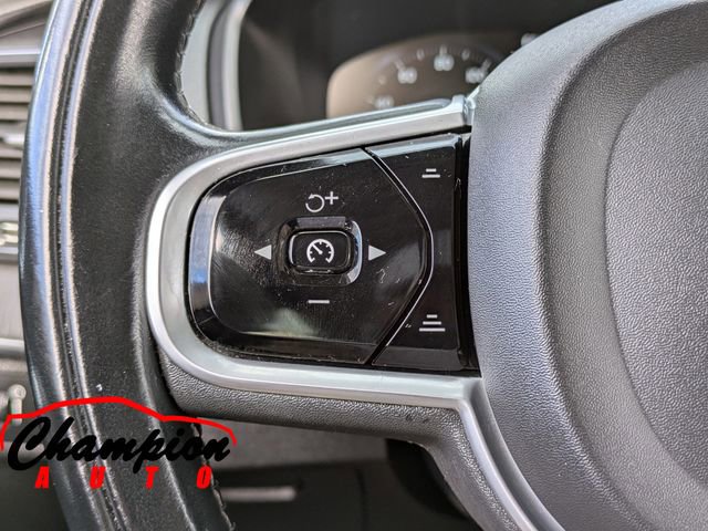 Used 2020 Volvo XC90 T6 Momentum w/ Protection Package Premier image 31
