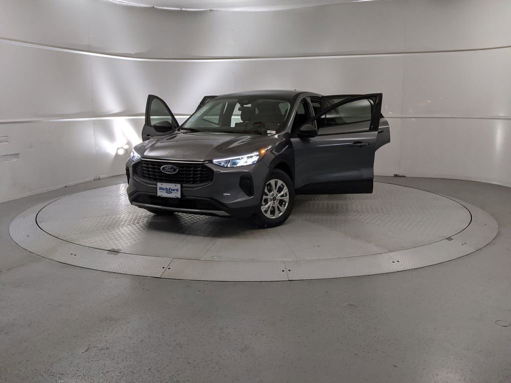 New 2026 Ford Escape Active image 12