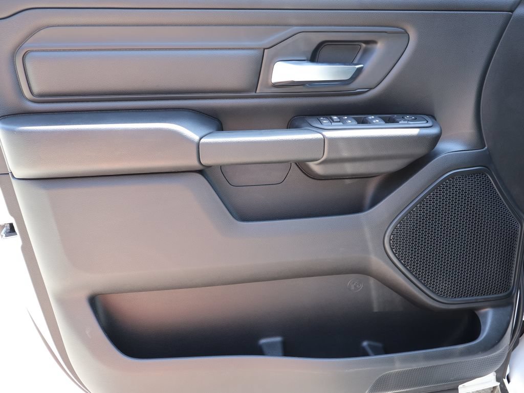 New 2026 RAM 1500 Express AWD/4WD image 44