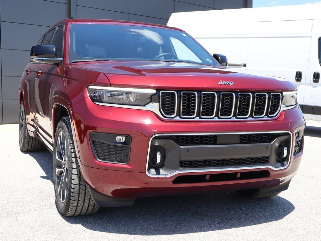 Used 2022 Jeep Grand Cherokee L Overland w/ Luxury Tech Group IV AWD/4WD image 6