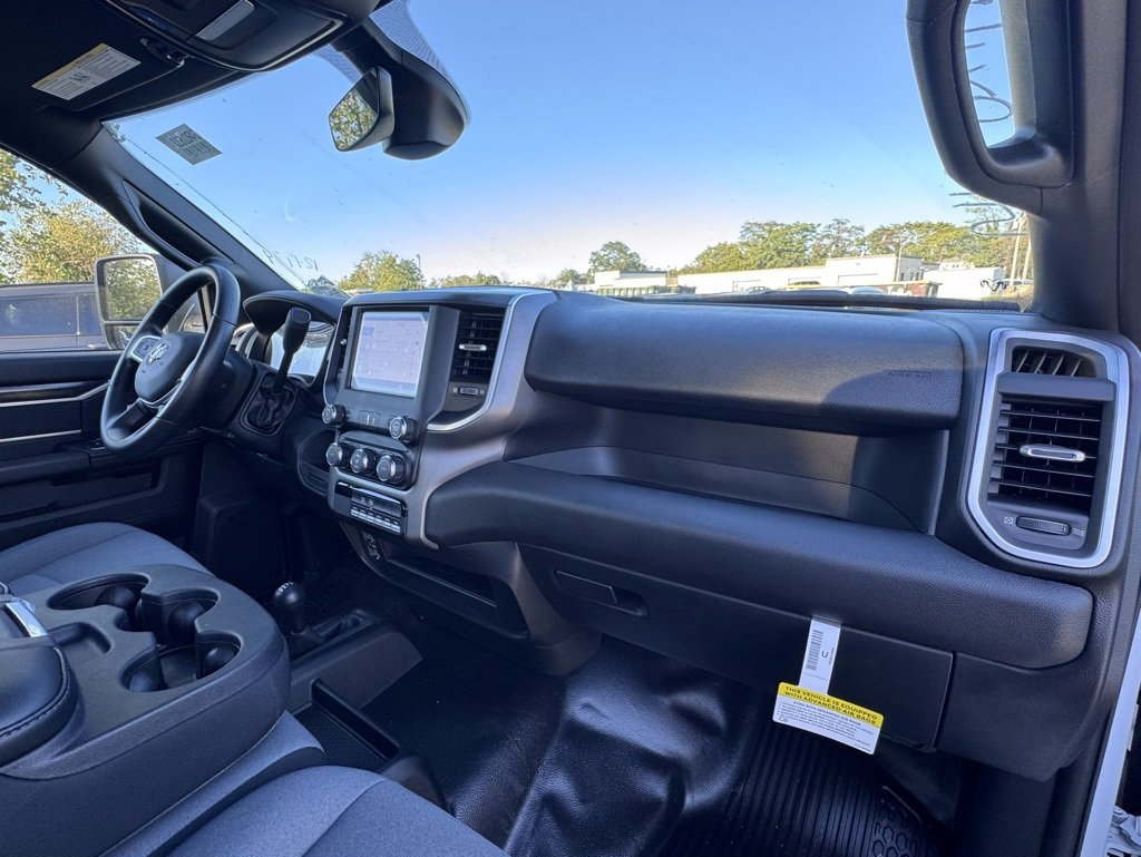 New 2024 RAM 4500 SLT w/ Quick Order Package 2YG SLT image 16
