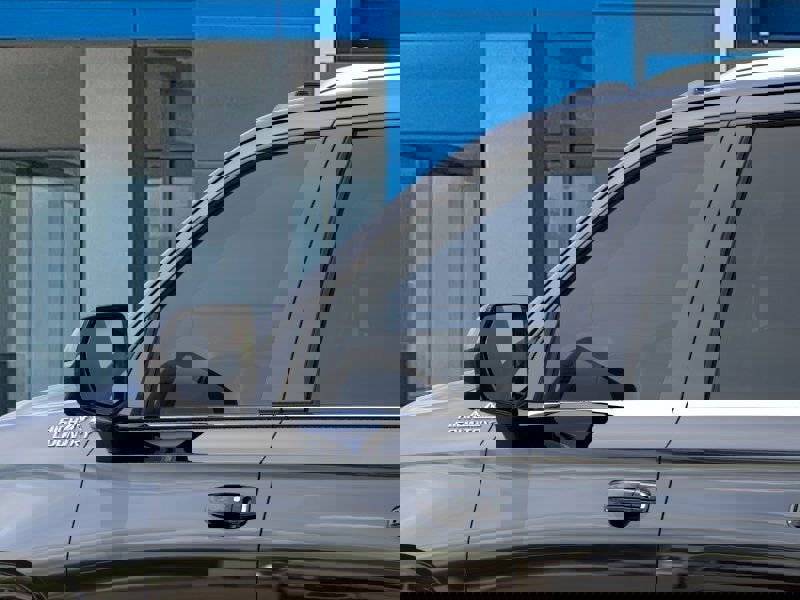 New 2026 Chevrolet Suburban High Country image 12