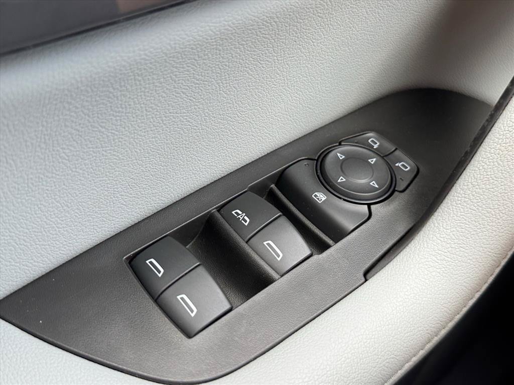 Used 2020 Chevrolet Blazer LT FWD image 16