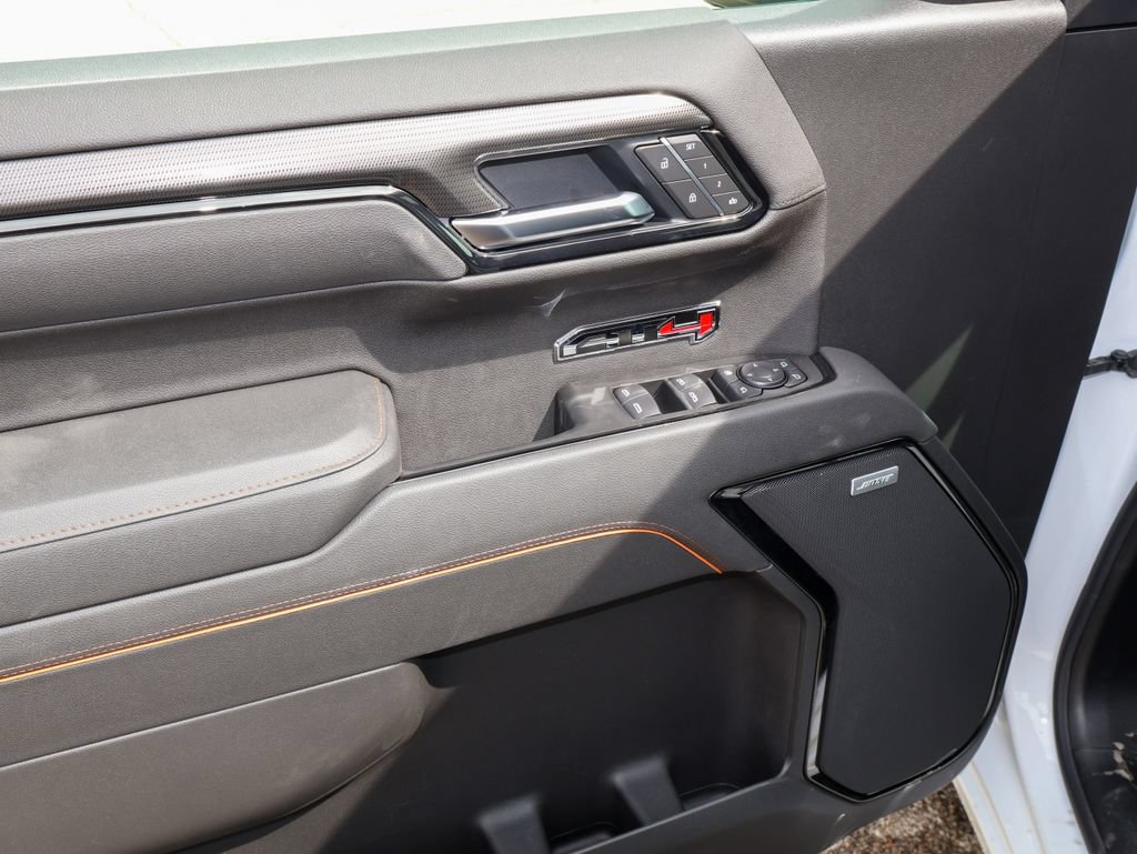 New 2026 GMC Sierra 1500 AT4 w/ AT4 Premium Package AWD/4WD image 9