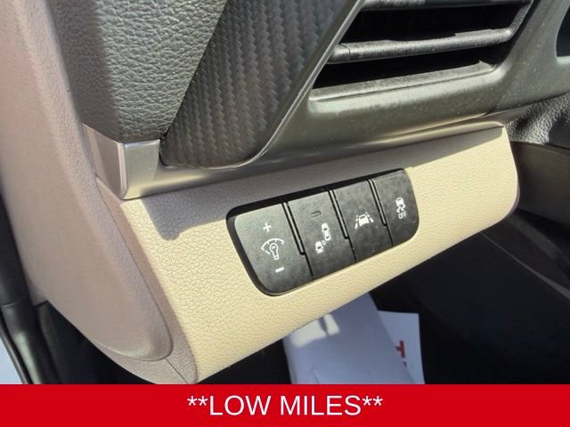 Used 2019 Hyundai Elantra SEL FWD image 11