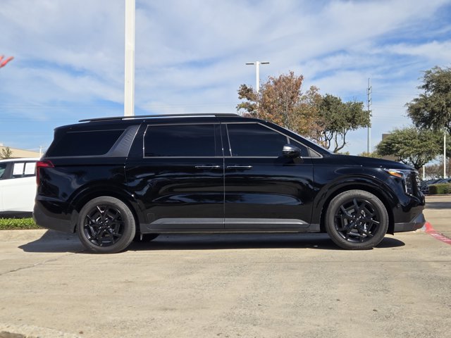 Certified 2025 Kia Carnival SX Prestige FWD image 4
