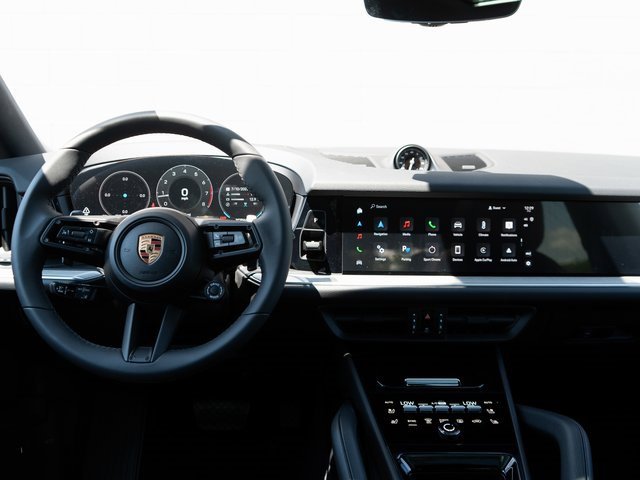 New 2025 Porsche Cayenne Coupe image 22