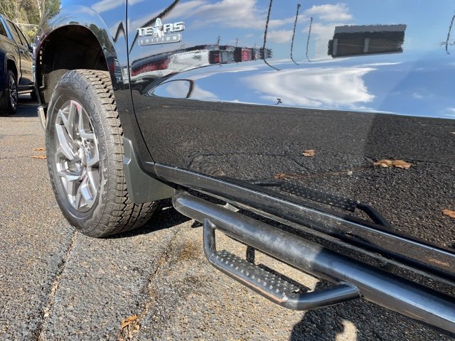 Used 2022 Chevrolet Silverado 1500 LTZ w/ Technology Package image 31