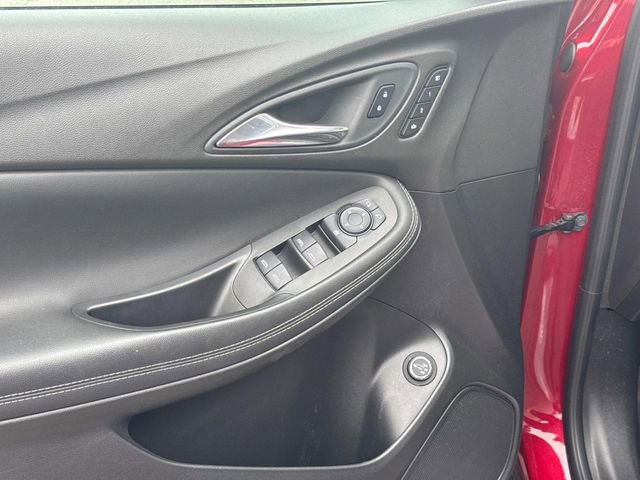 Certified 2021 Buick Encore GX Essence w/ Experience Buick Package image 29