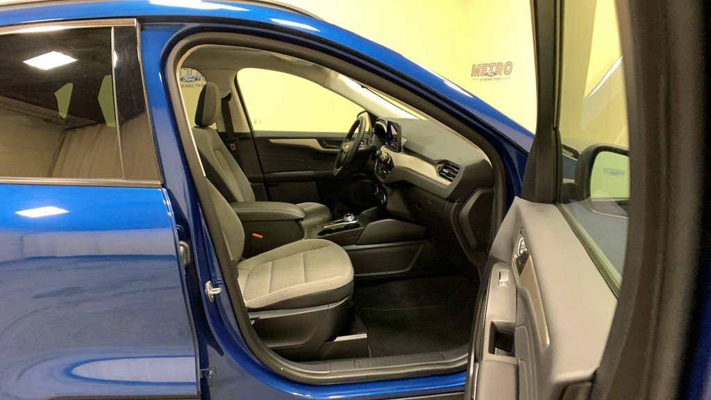 Certified 2022 Ford Escape SE w/ Convenience Package image 11