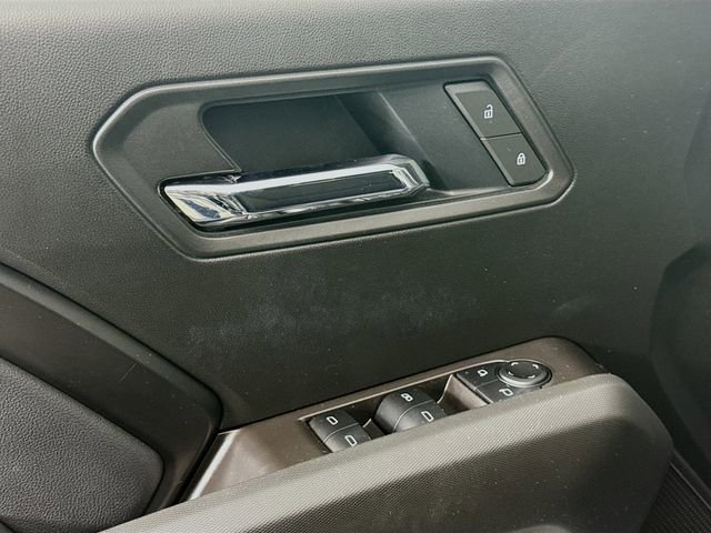 Used 2025 Chevrolet Colorado LT w/ Advanced Trailering Package image 20