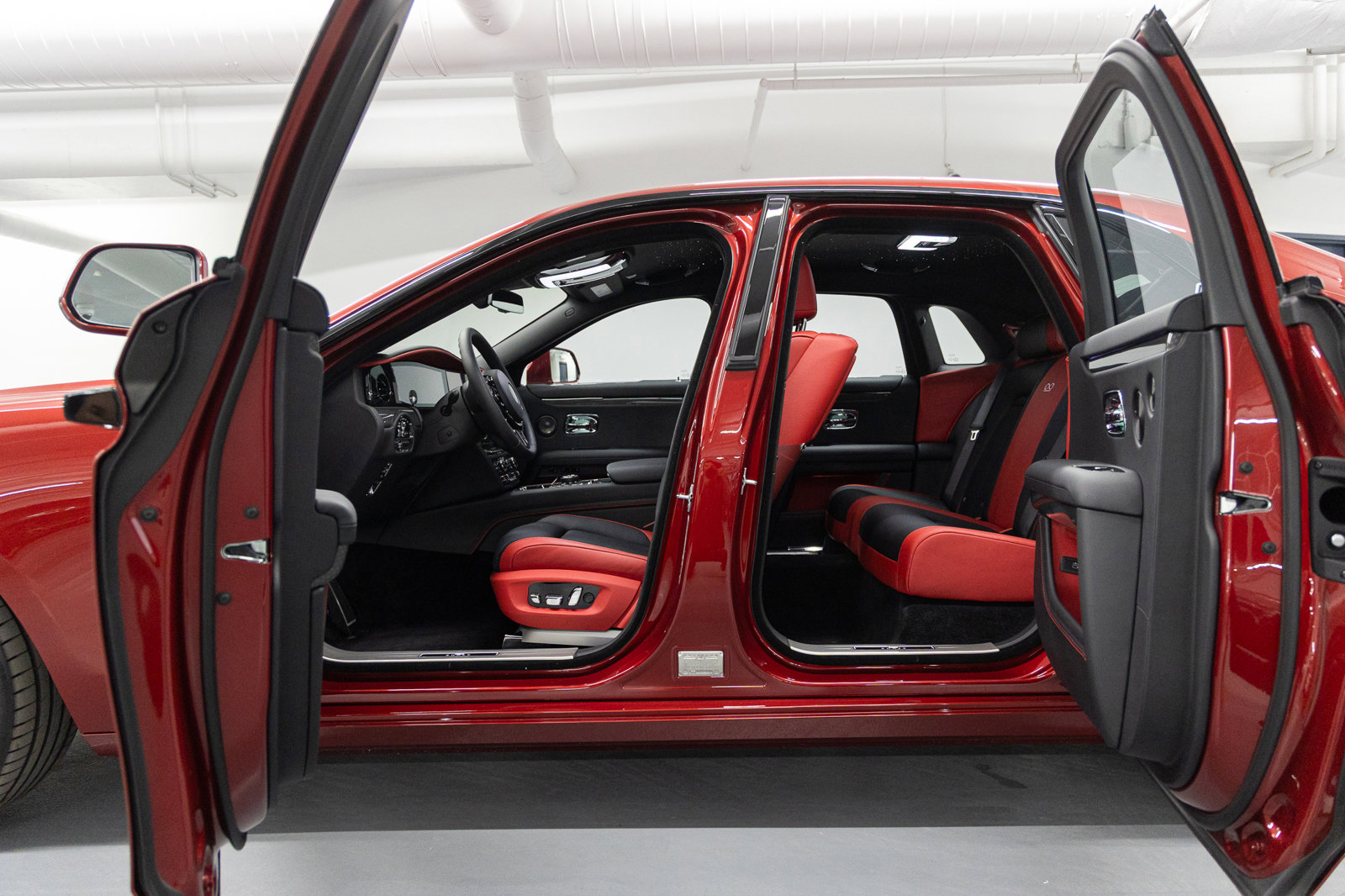 Certified 2025 Rolls-Royce Ghost Black Badge image 35