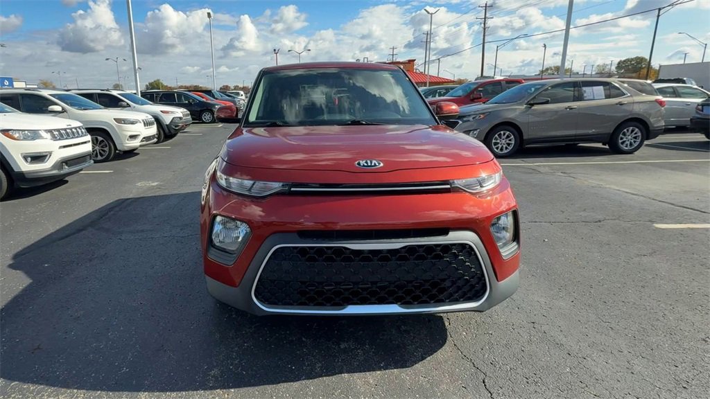 Used 2020 Kia Soul LX image 3
