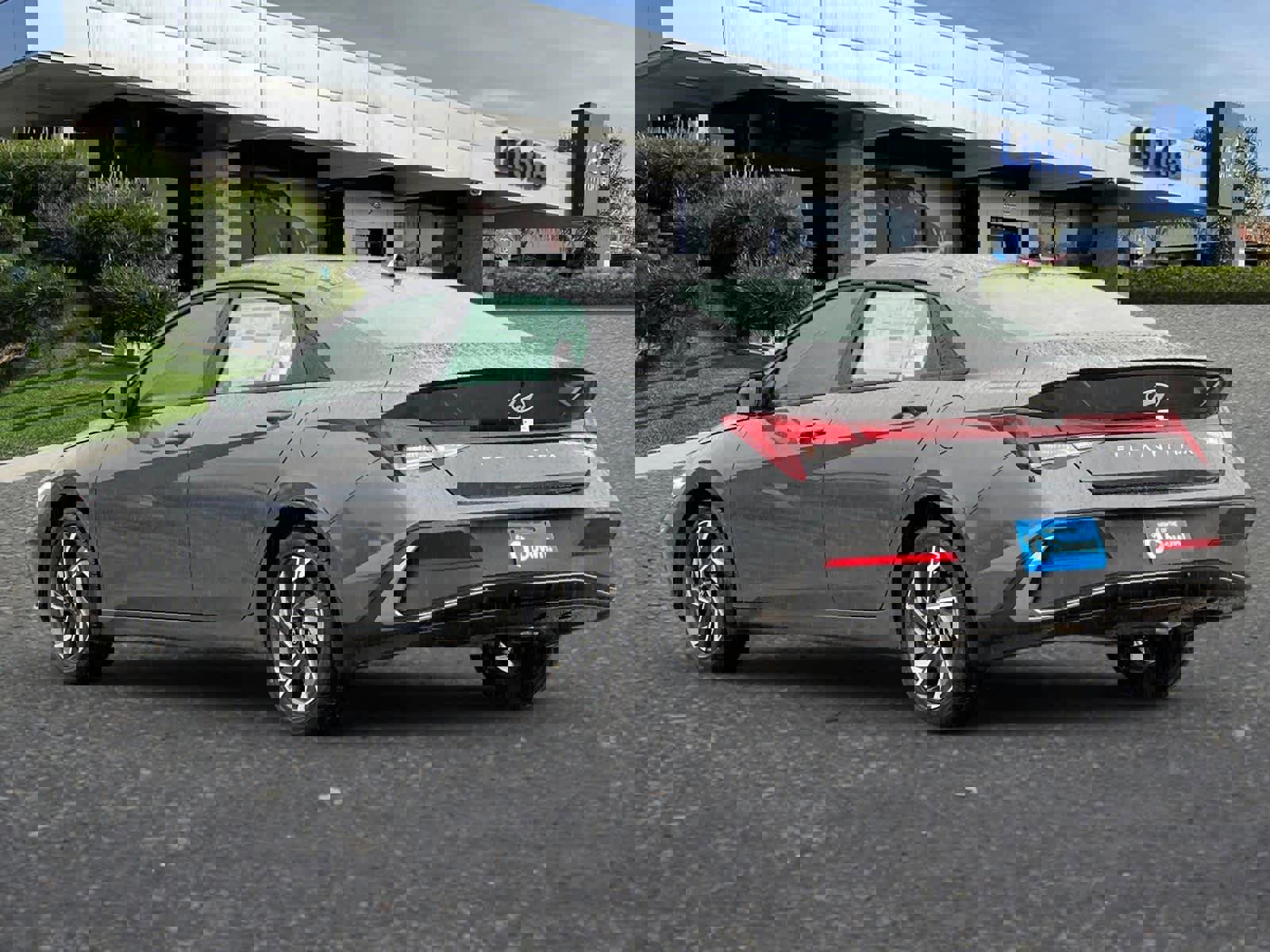 New 2025 Hyundai Elantra Sport image 7