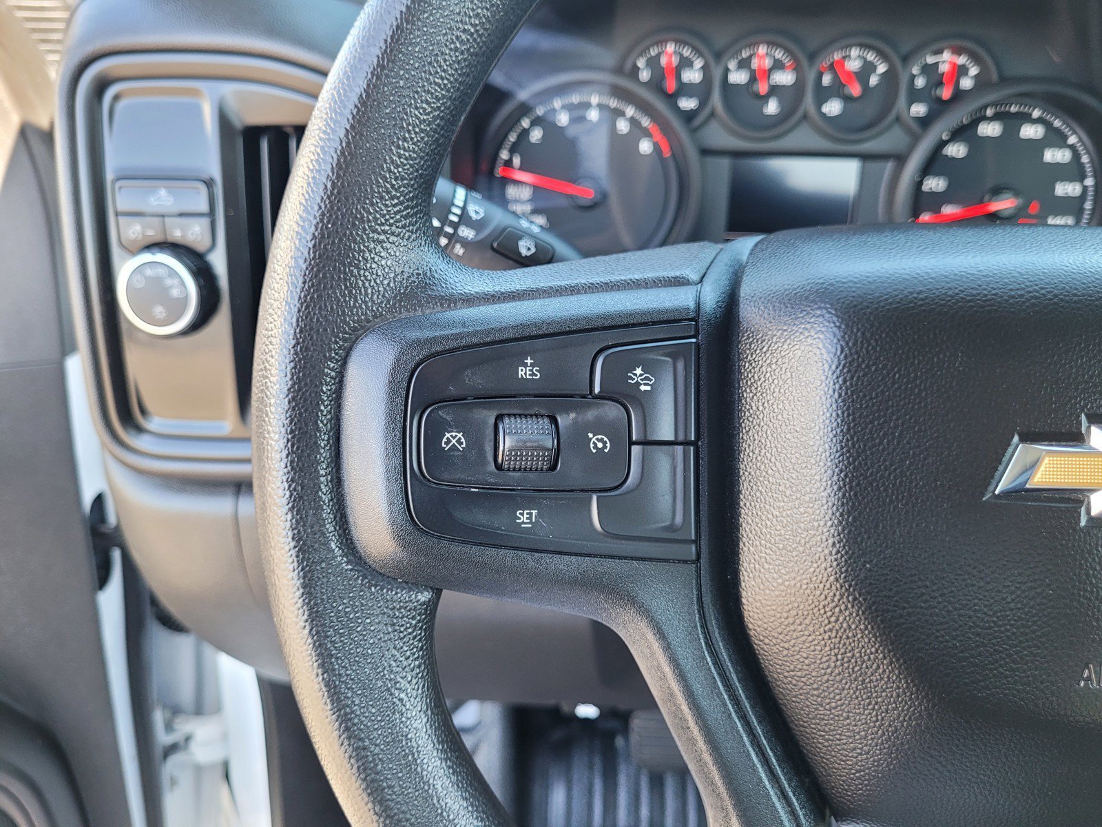 Used 2025 Chevrolet Silverado 1500 W/T RWD image 20