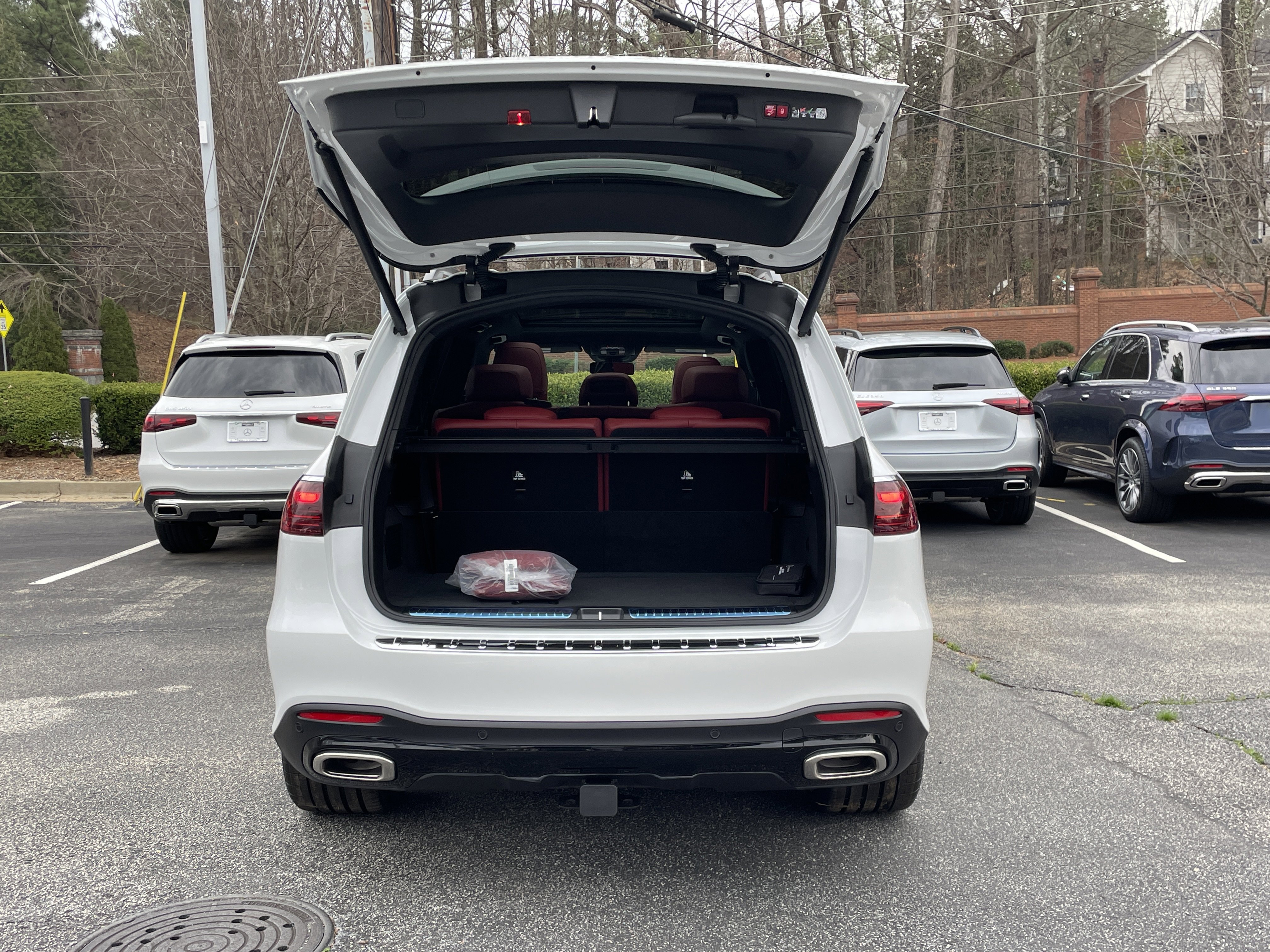 New 2026 Mercedes-Benz GLS 580 4MATIC image 8