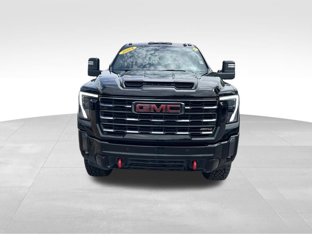 Used 2024 GMC Sierra 3500 AT4 w/ AT4 Premium Plus Package AWD/4WD image 9