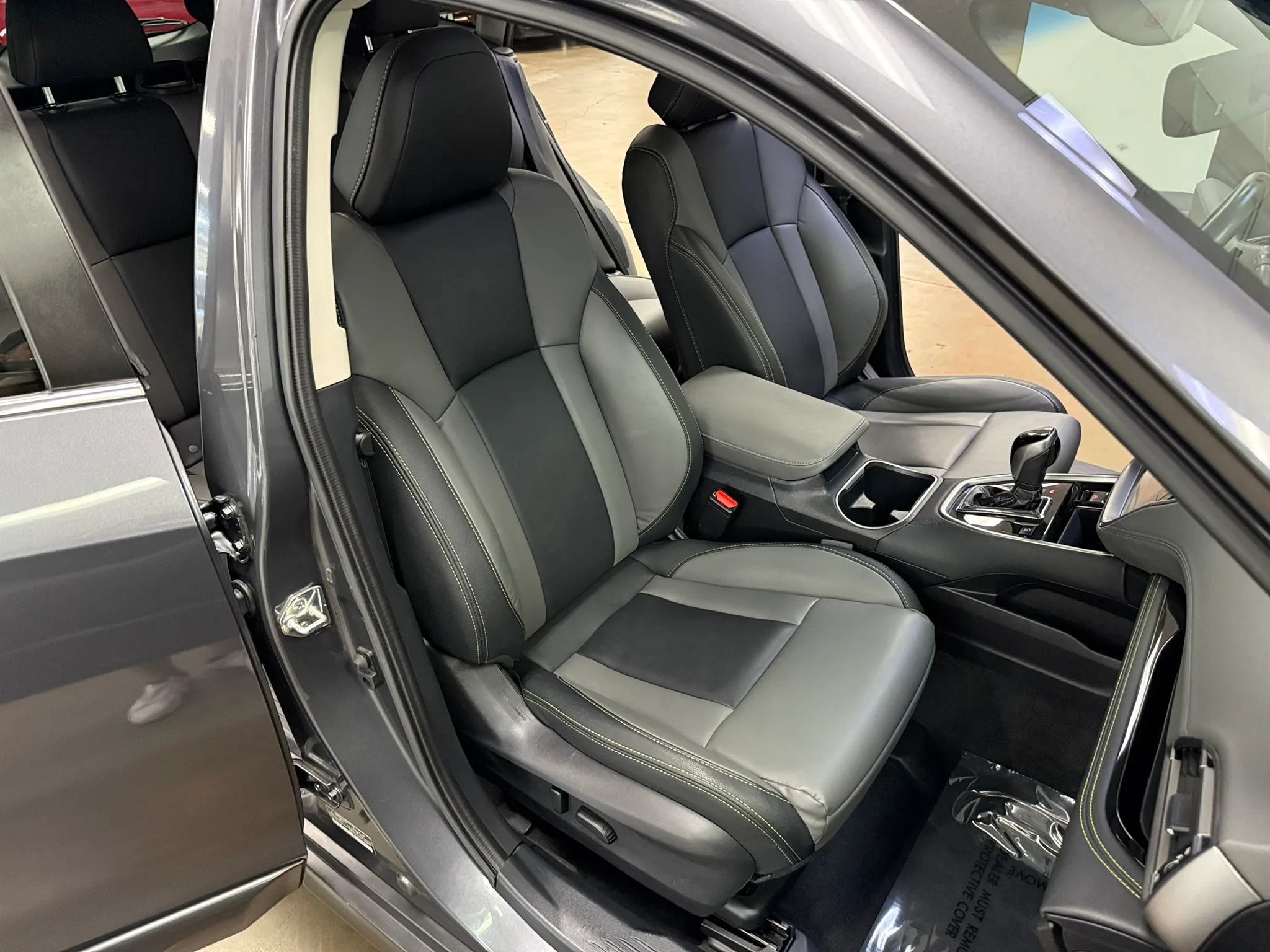 Used 2021 Subaru Outback Onyx Edition XT AWD/4WD image 13
