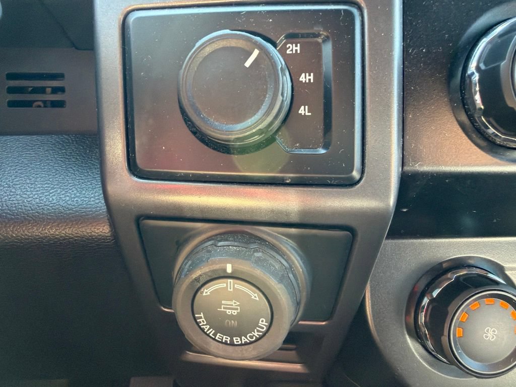 Used 2019 Ford F150 XLT w/ Equipment Group 302A Luxury AWD/4WD image 27