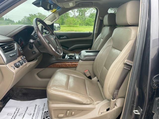 Used 2018 Chevrolet Suburban Premier w/ Max Trailering Package AWD/4WD image 19