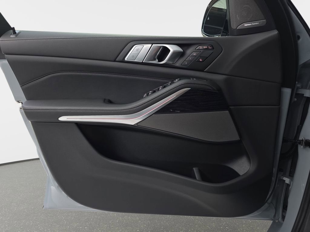 New 2026 BMW X7 xDrive40i image 27