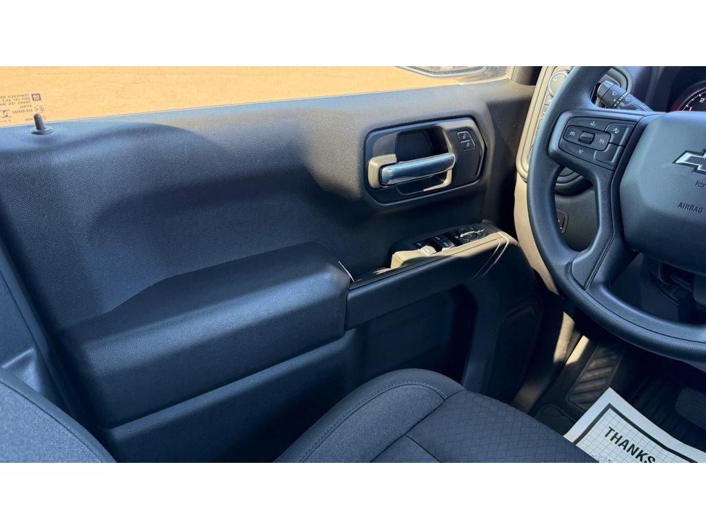 Certified 2025 Chevrolet Silverado 1500 Custom Trail Boss w/ Dark Appearance Package image 18