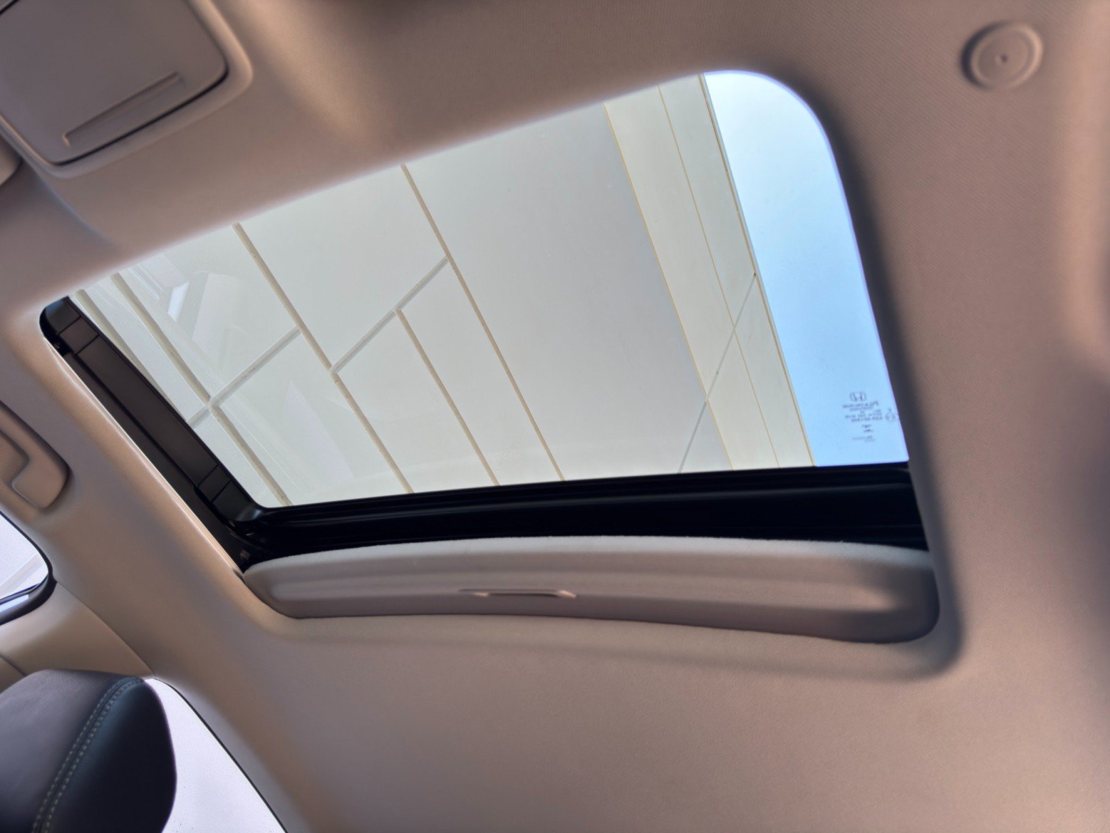 Used 2023 Honda Accord EX image 11