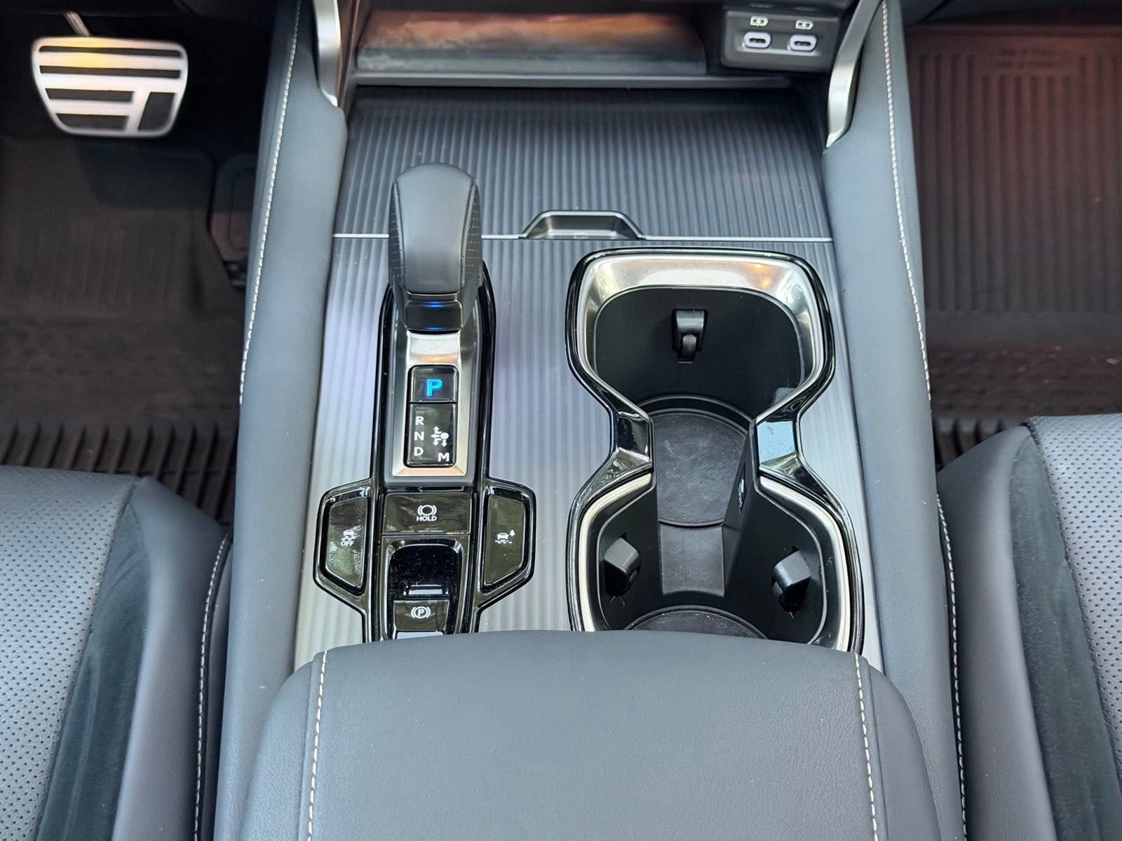 Used 2025 Lexus RX 500h F Sport image 20