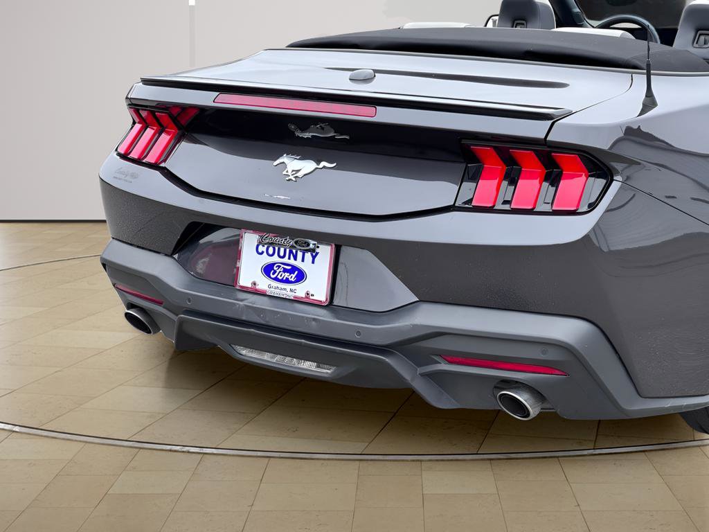 Used 2024 Ford Mustang Premium RWD image 39