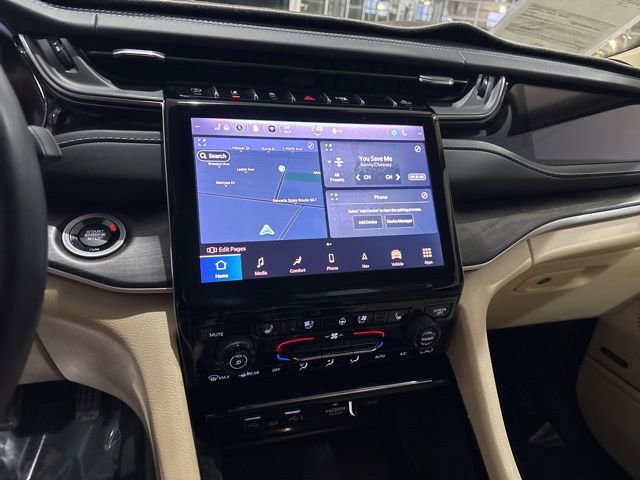 Used 2022 Jeep Grand Cherokee L Limited w/ Luxury Tech Group II image 19