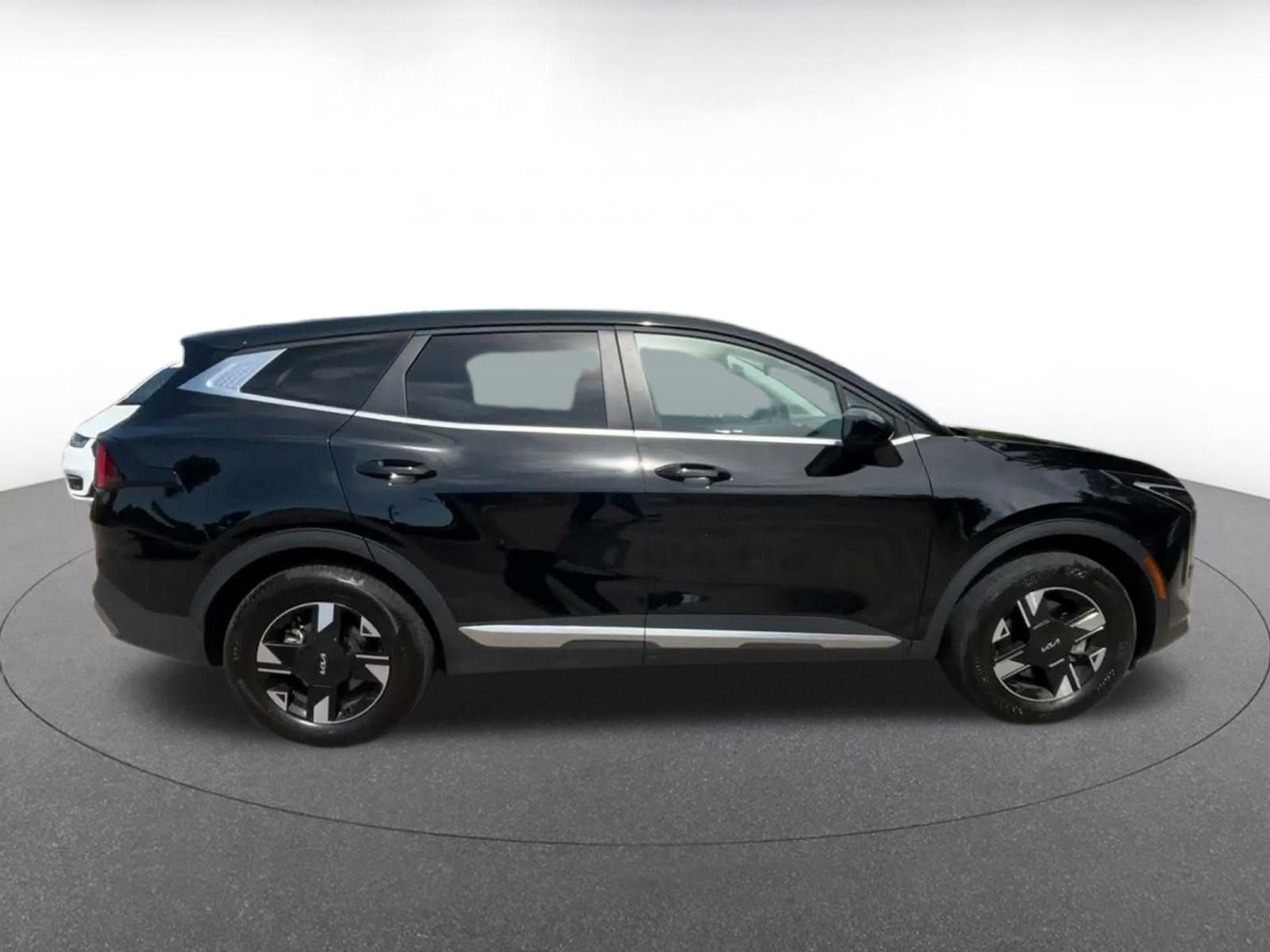 Used 2026 Kia Sportage LX AWD/4WD image 15
