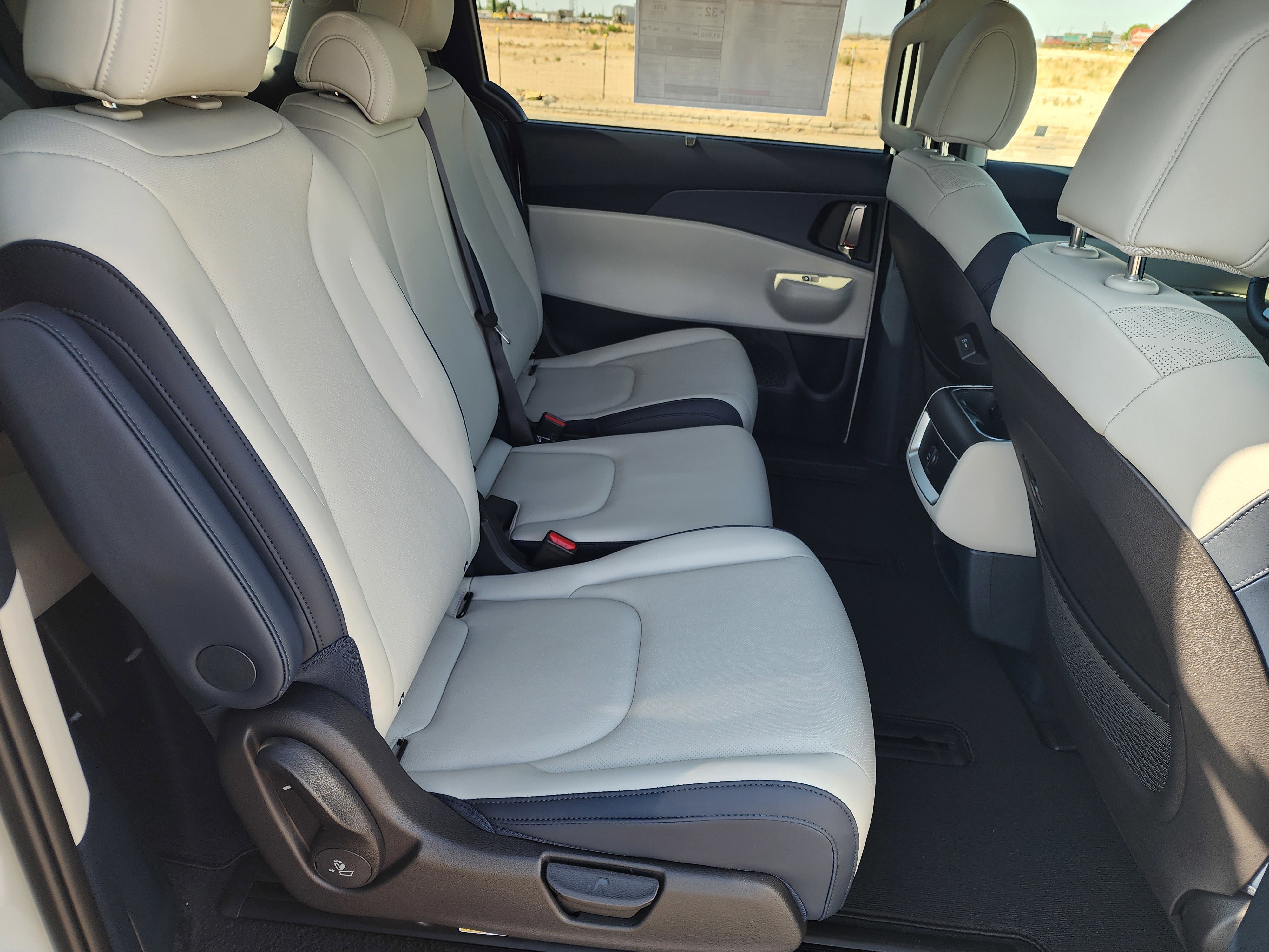 New 2026 Kia Carnival EX image 10