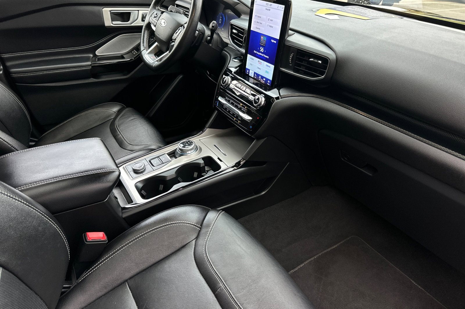 Certified 2022 Ford Explorer ST w/ Equipment Group 401A image 16