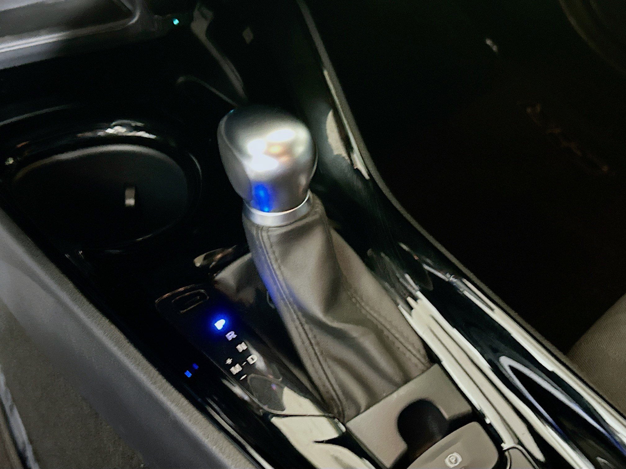 Used 2021 Toyota C-HR XLE FWD image 21