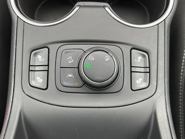 Used 2024 GMC Terrain SLT AWD/4WD image 35