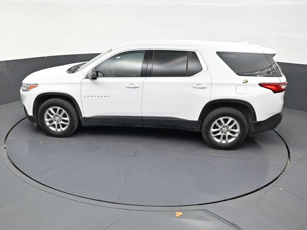 Used 2021 Chevrolet Traverse LS FWD image 13