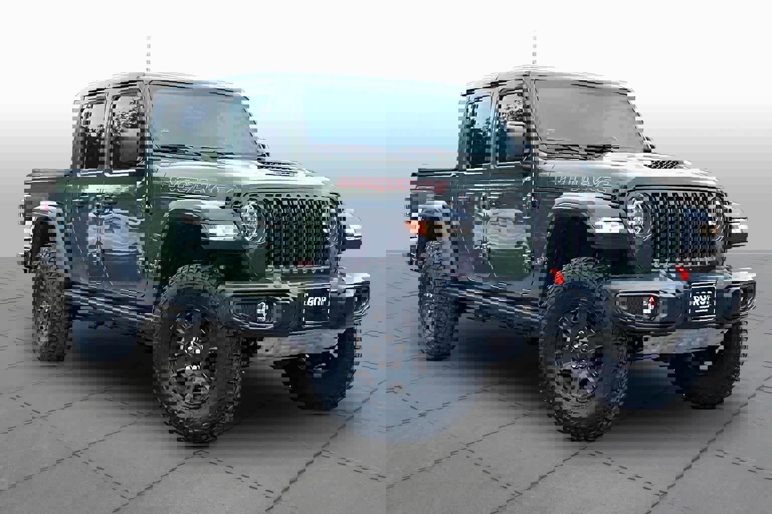 Used 2023 Jeep Gladiator Mojave w/ Cold Weather Group AWD/4WD image 3