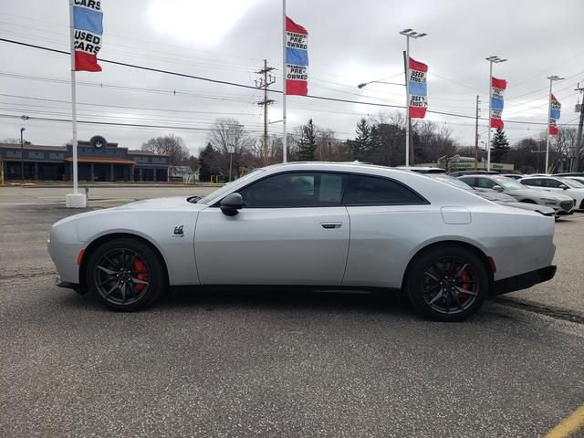 Used 2024 Dodge Charger R/T Scat Pack w/ Plus Group image 7