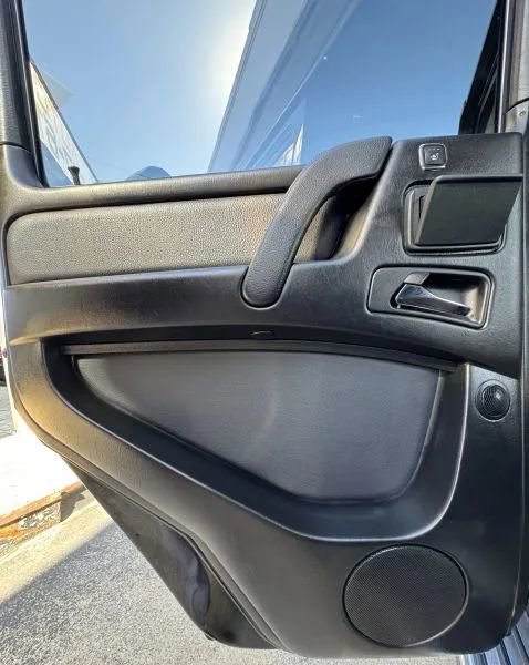 Used 2017 Mercedes-Benz G 550 image 19