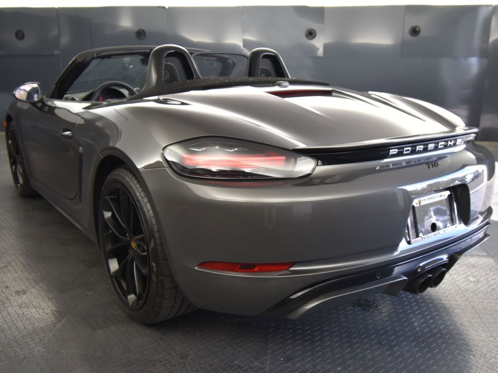 Used 2025 Porsche 718 Boxster image 45