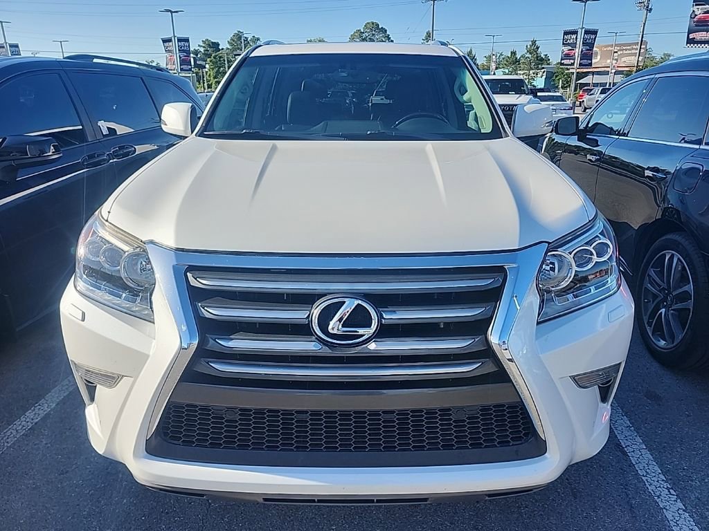 Used 2017 Lexus GX 460 Luxury w/ Preferred Accessory Package AWD/4WD image 17
