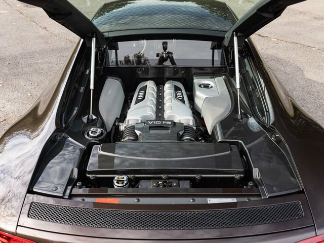 Used 2015 Audi R8 V10 image 52