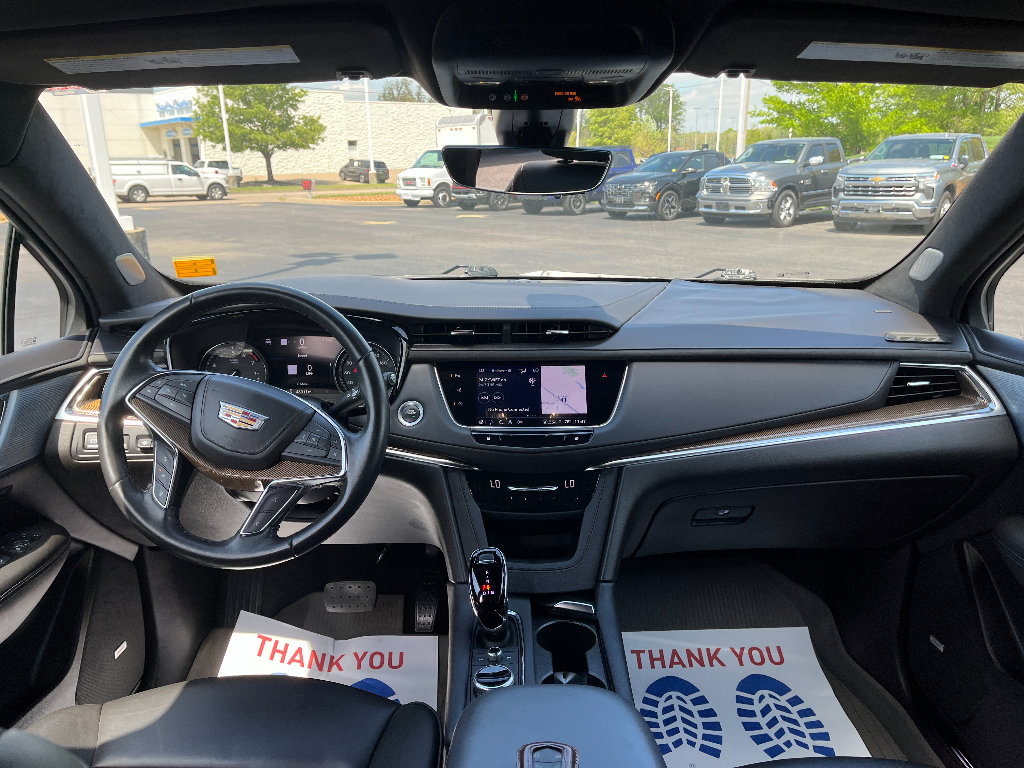 Used 2023 Cadillac XT5 Premium Luxury w/ Platinum Package AWD/4WD image 23