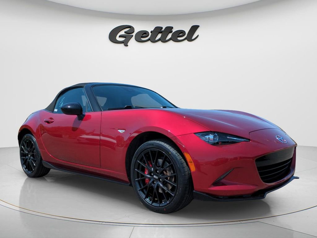 Used 2023 MAZDA MX-5 Miata Club w/ Brembo/BBS Recaro Package RWD image 3