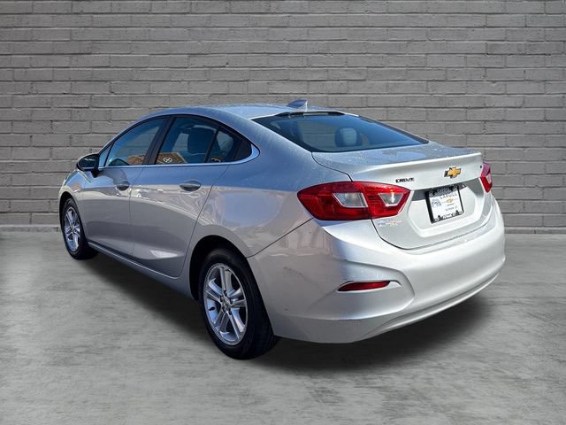 Used 2017 Chevrolet Cruze LT w/ Convenience Package FWD image 5